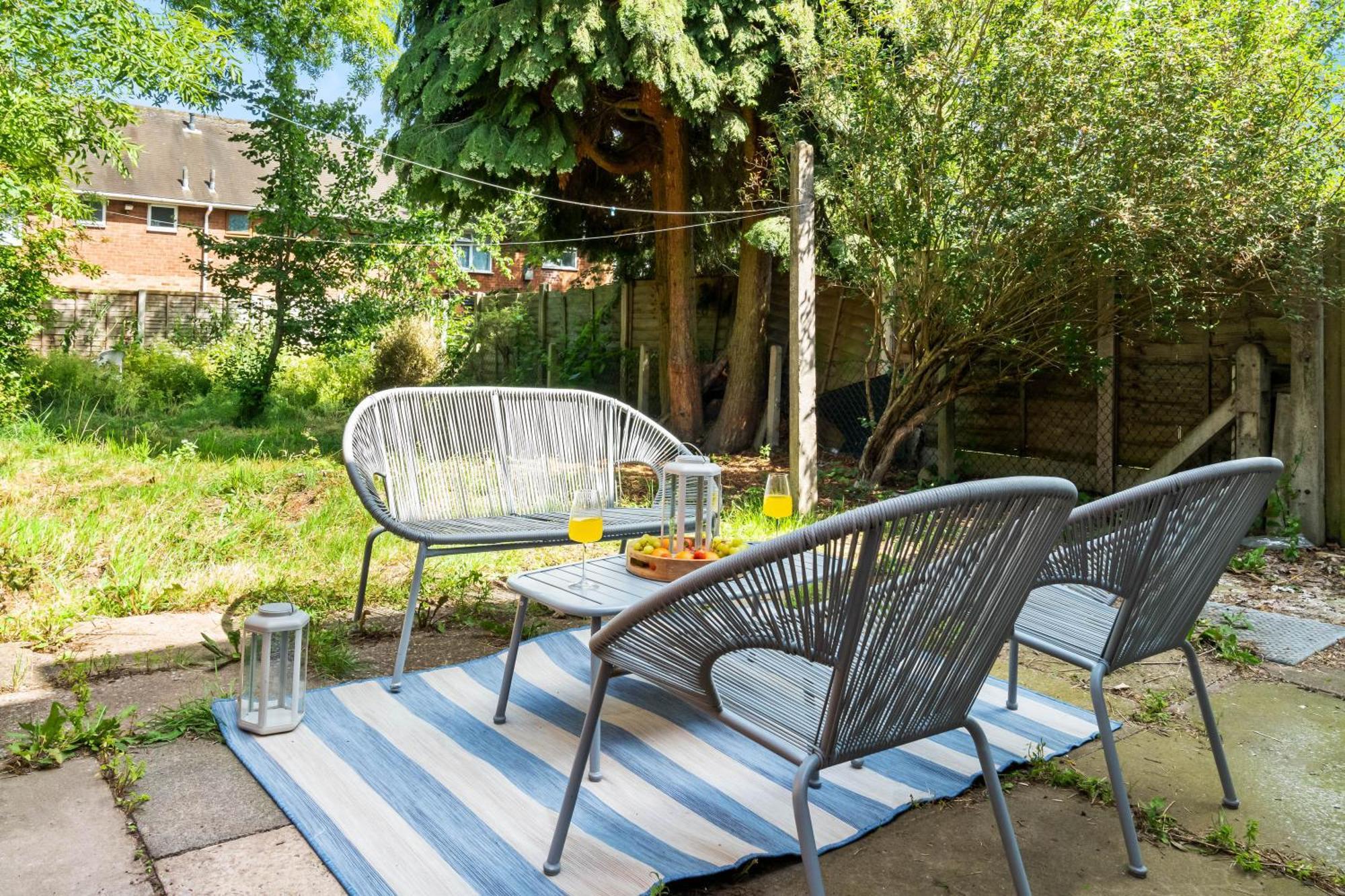 Three Bedroom House - Parking & Garden - Netflix - Wifi - Great Location - 215R Birmingham Exterior photo